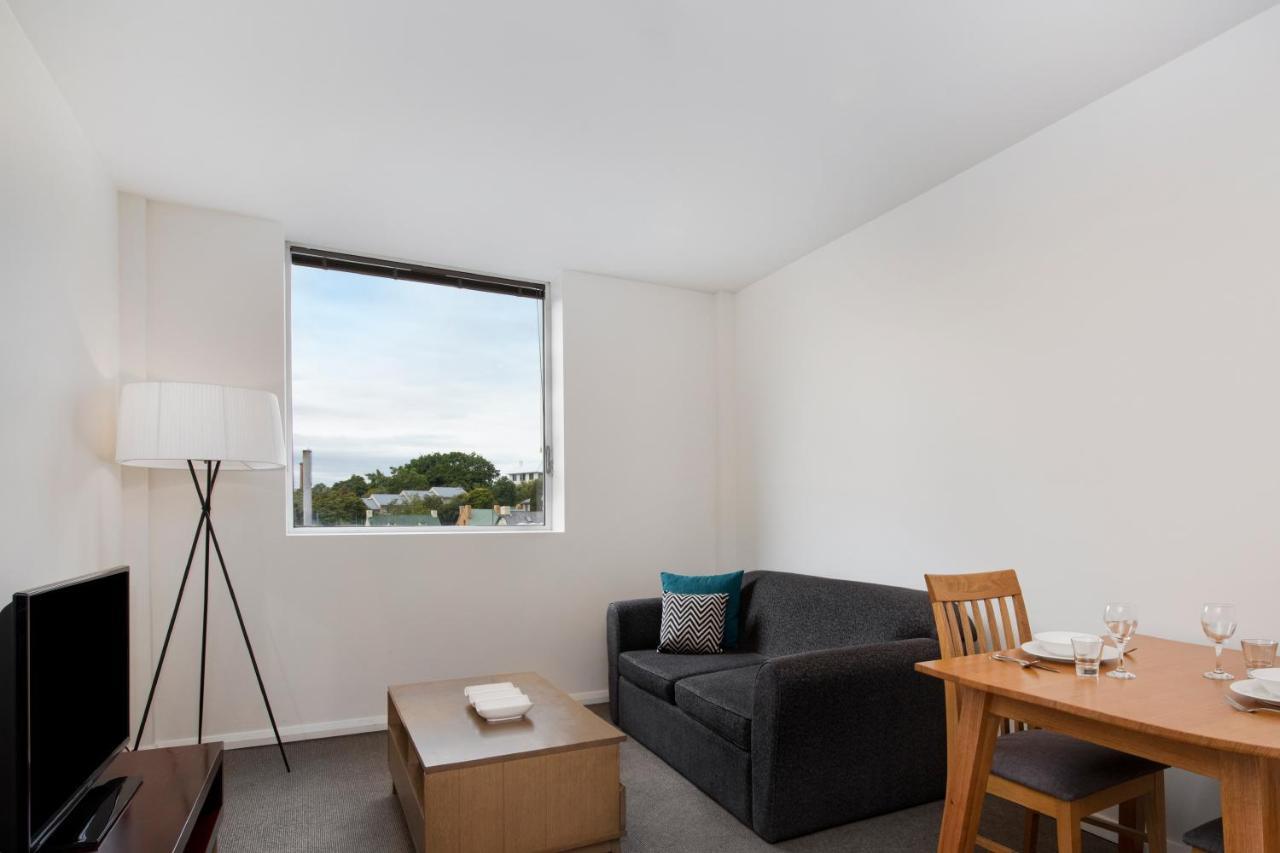 Mantra One Sandy Bay Road Хоубарт Екстериор снимка
