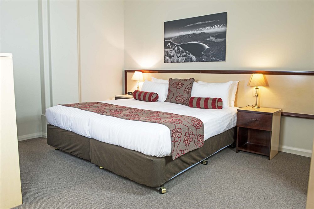 Mantra One Sandy Bay Road Хоубарт Екстериор снимка