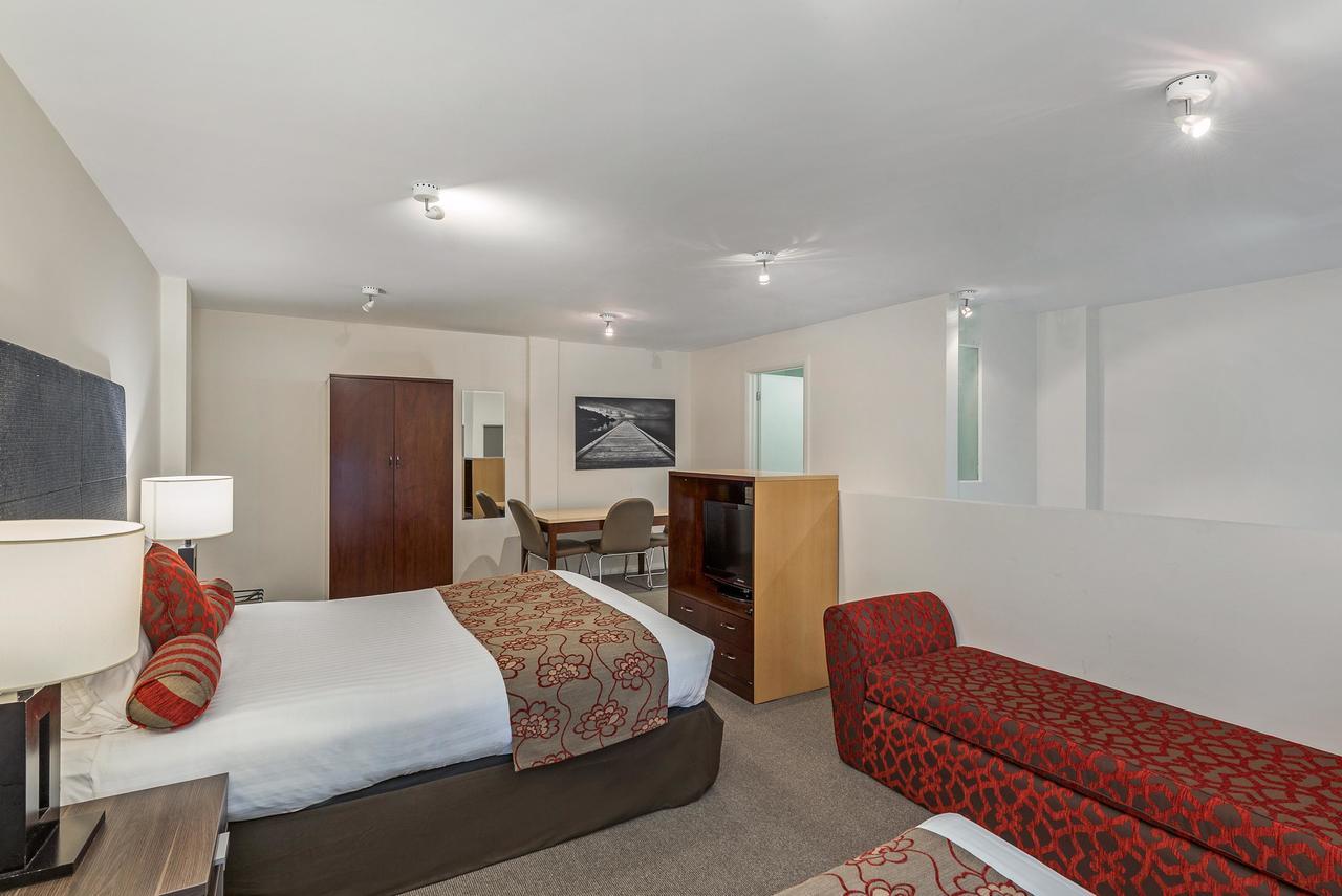 Mantra One Sandy Bay Road Хоубарт Екстериор снимка