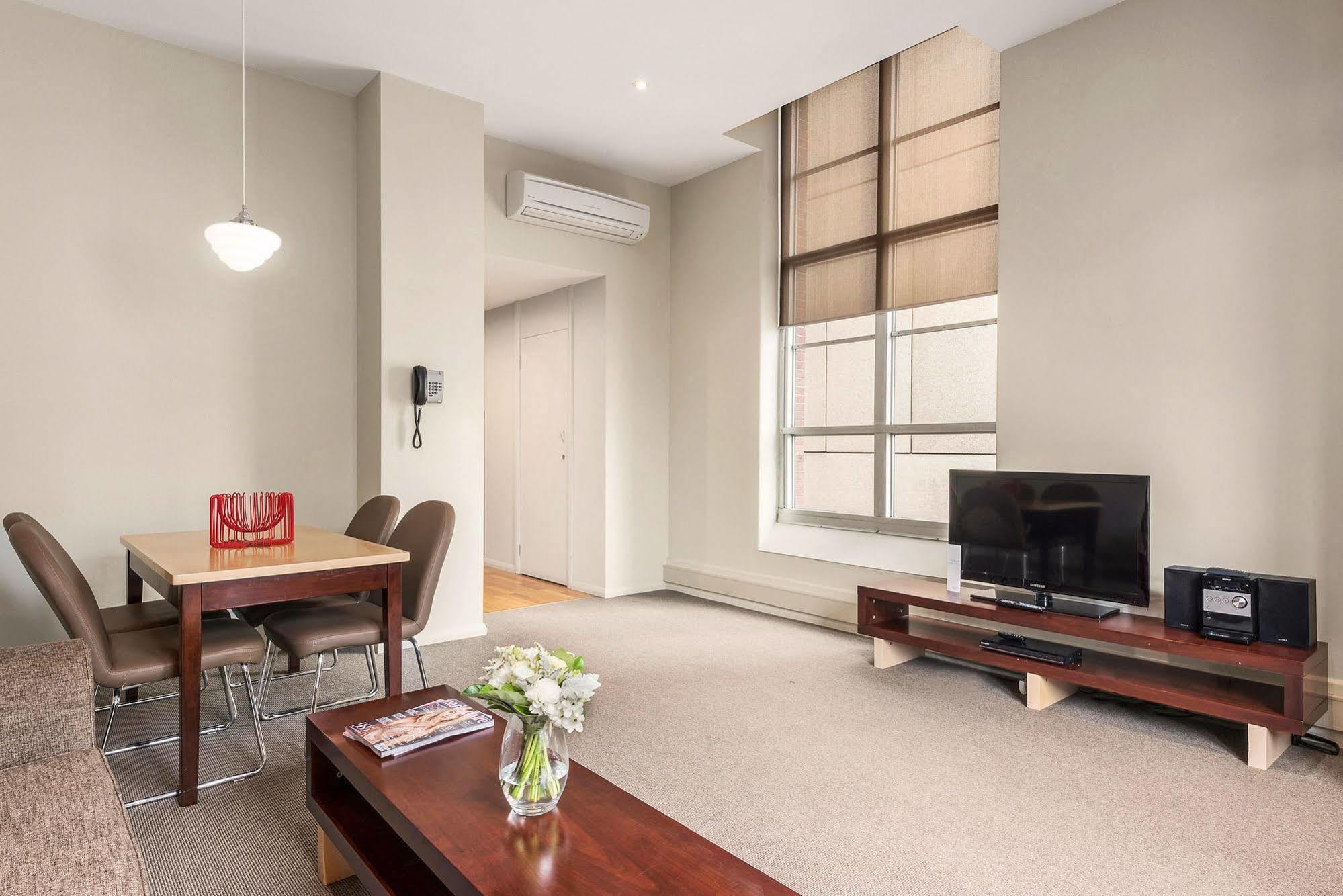 Mantra One Sandy Bay Road Хоубарт Екстериор снимка